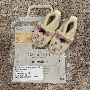 Infant bunny slippers